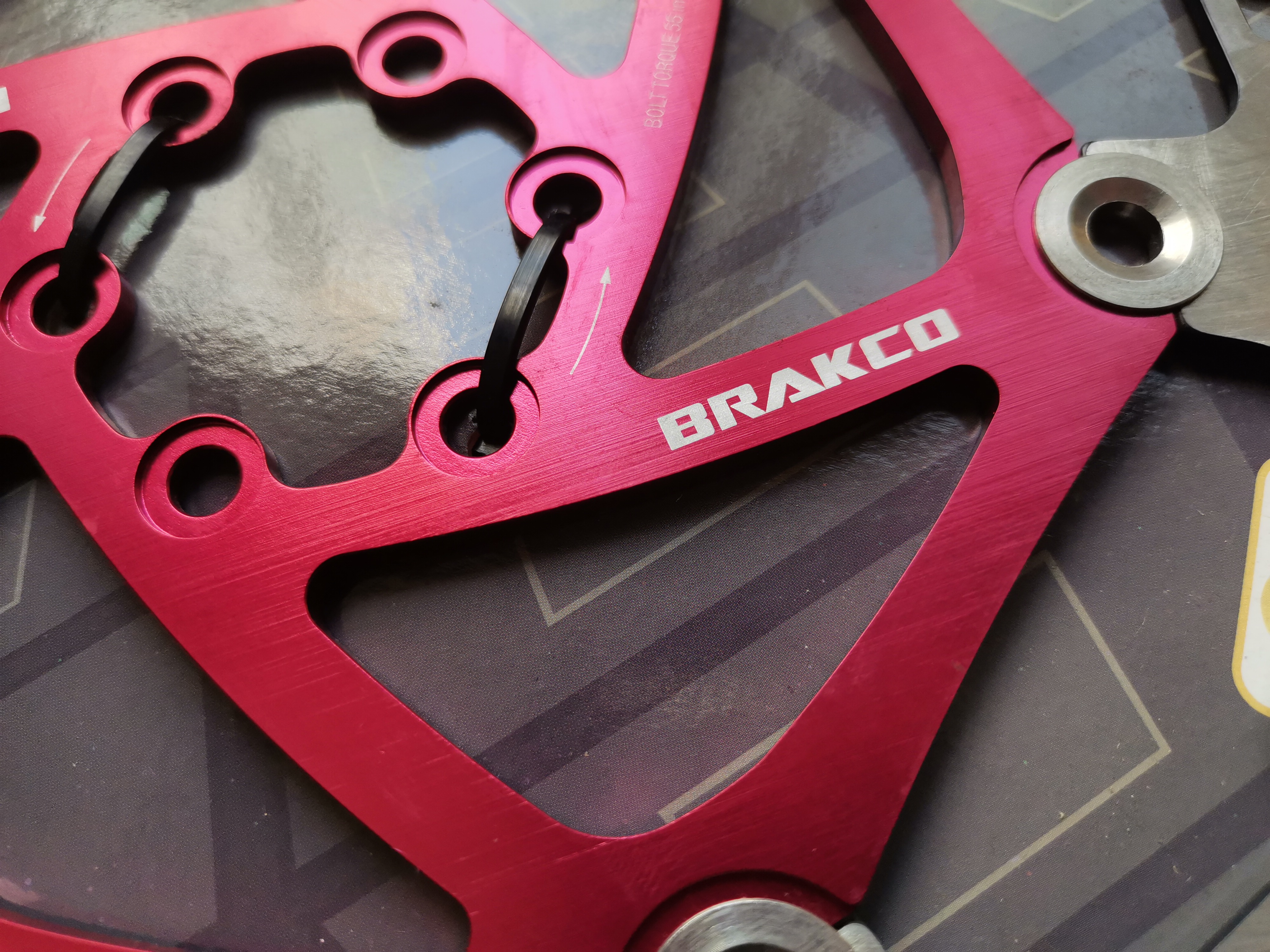 ONE PC FLOATING DISC BRAKE ROT - مراجعة Mountain Biking In Japan وسعره